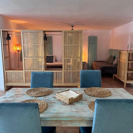 Large Studio Apartment! 科斯塔特吉塞 外观 照片